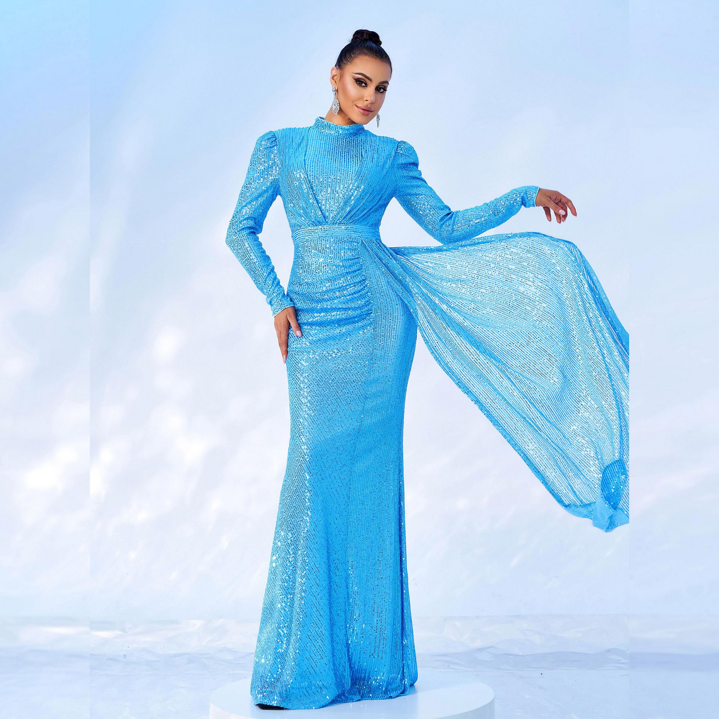 Sequin Split Long Sleeves Cocktail Dress