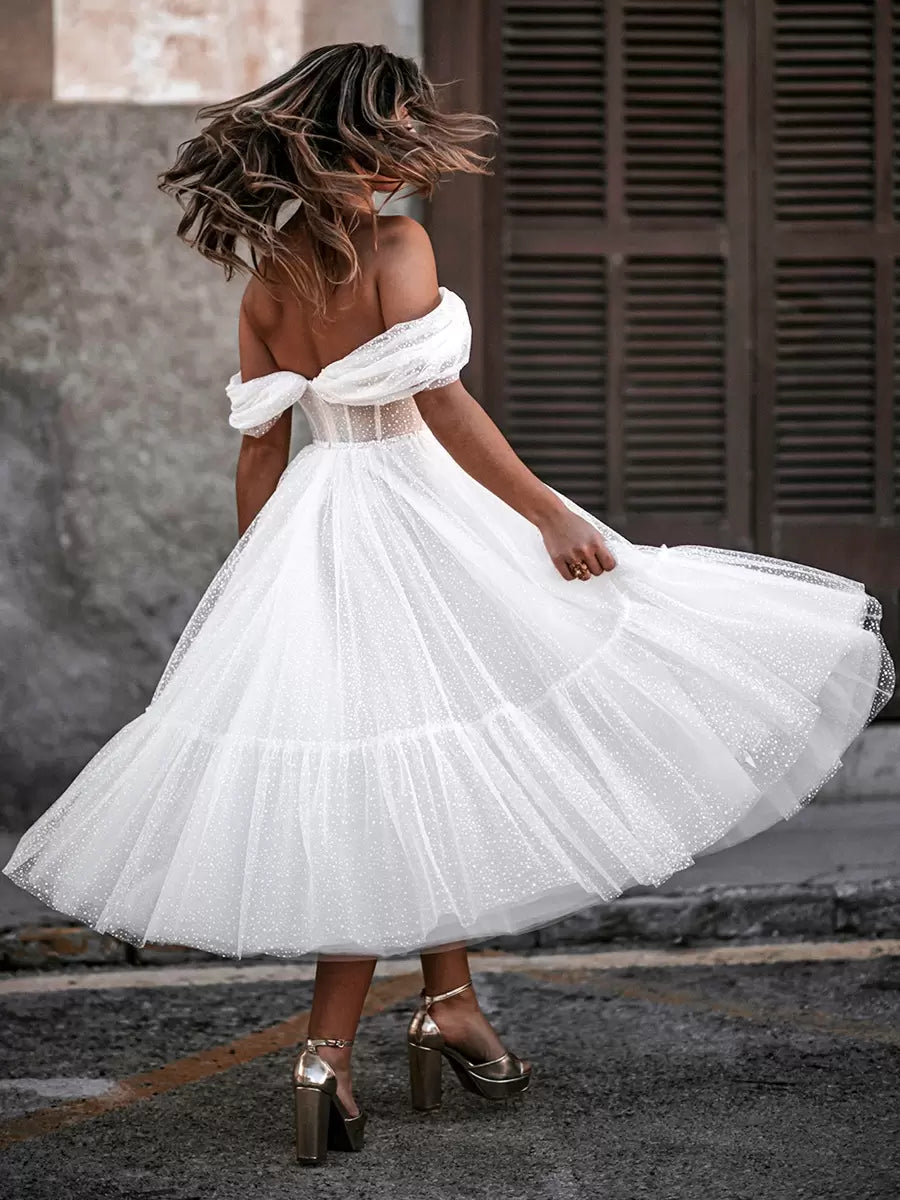 Sweetheart Neck Sleeveless A-Line Tea-Length Short Wedding Dress
