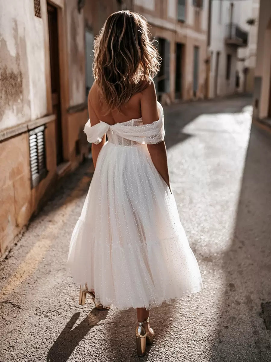 Sweetheart Neck Sleeveless A-Line Tea-Length Short Wedding Dress