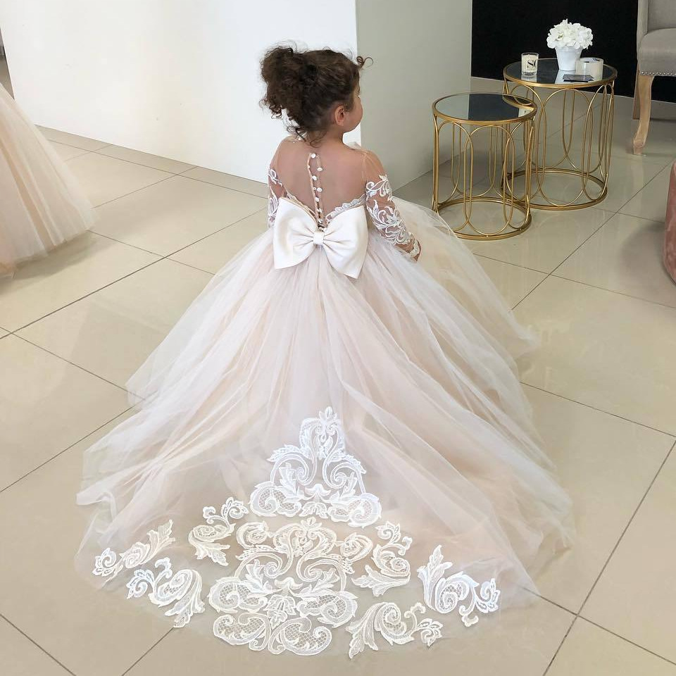 Luxury Bow Accented Flower Girl Dress With Lace Applique