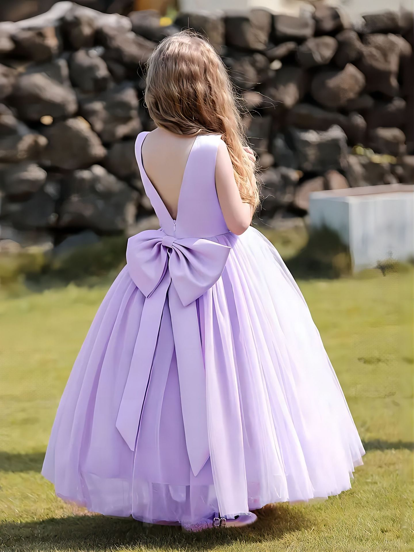 Sweet Ball Gown Tulle Flower Girl Dress With Satin Bow