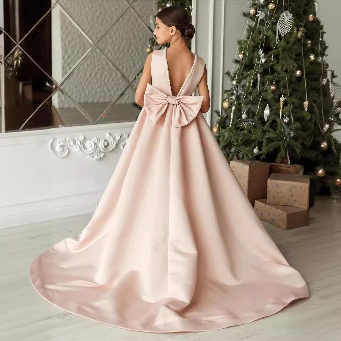 Beading Scoop Neck Sleeveless A-Line Sweep Train Flower Girl Dress